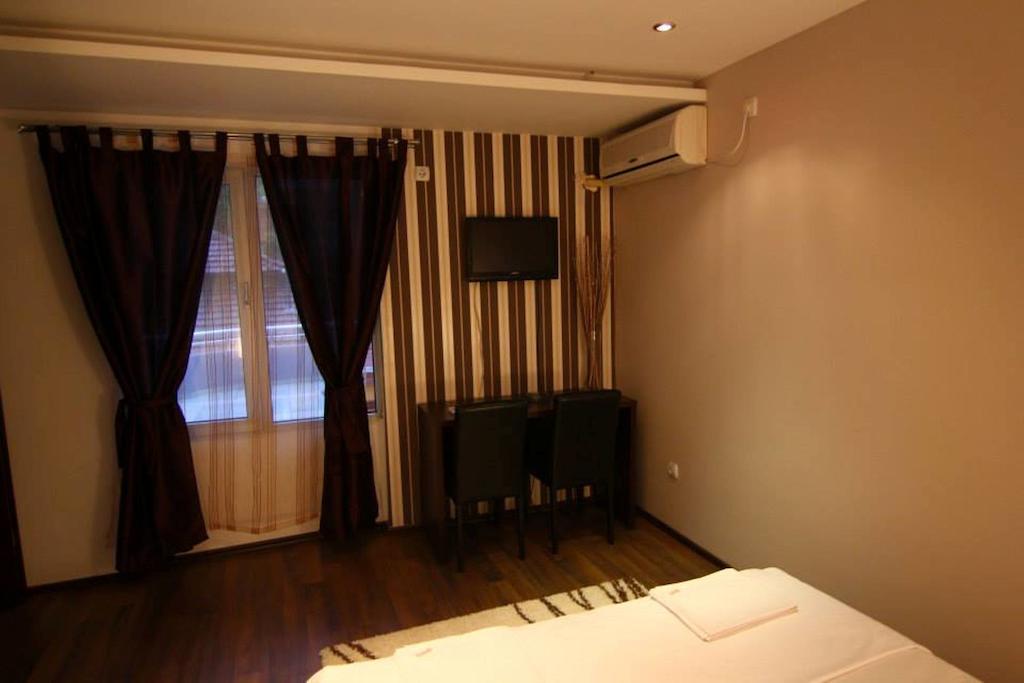 Lira Inn Ni 部屋 写真