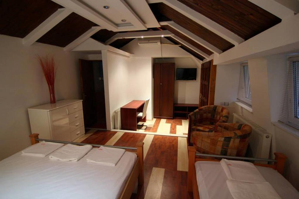 Lira Inn Ni 部屋 写真