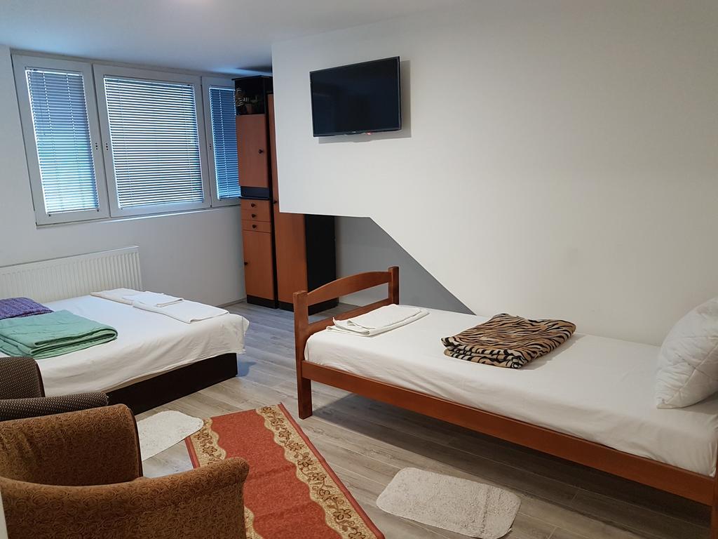 Lira Inn Ni エクステリア 写真