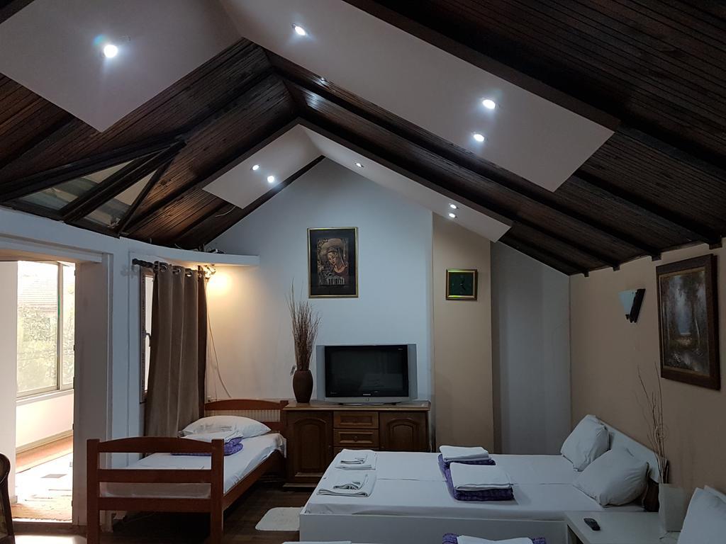 Lira Inn Ni エクステリア 写真