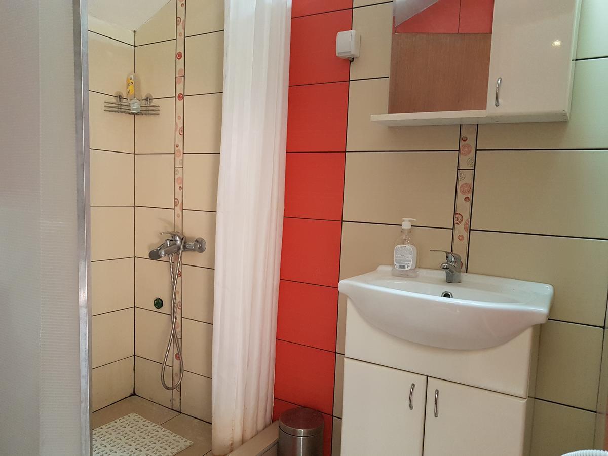 Lira Inn Ni エクステリア 写真