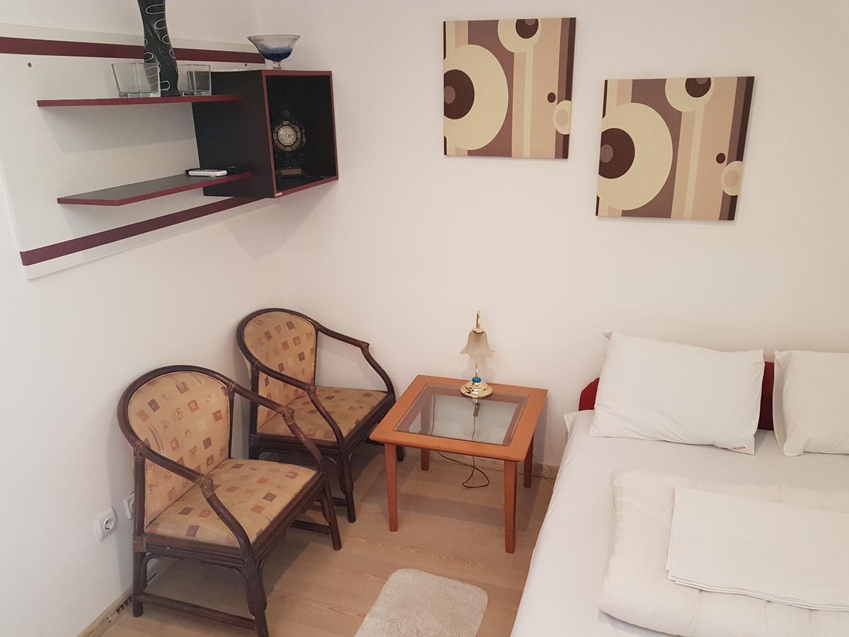 Lira Inn Ni エクステリア 写真
