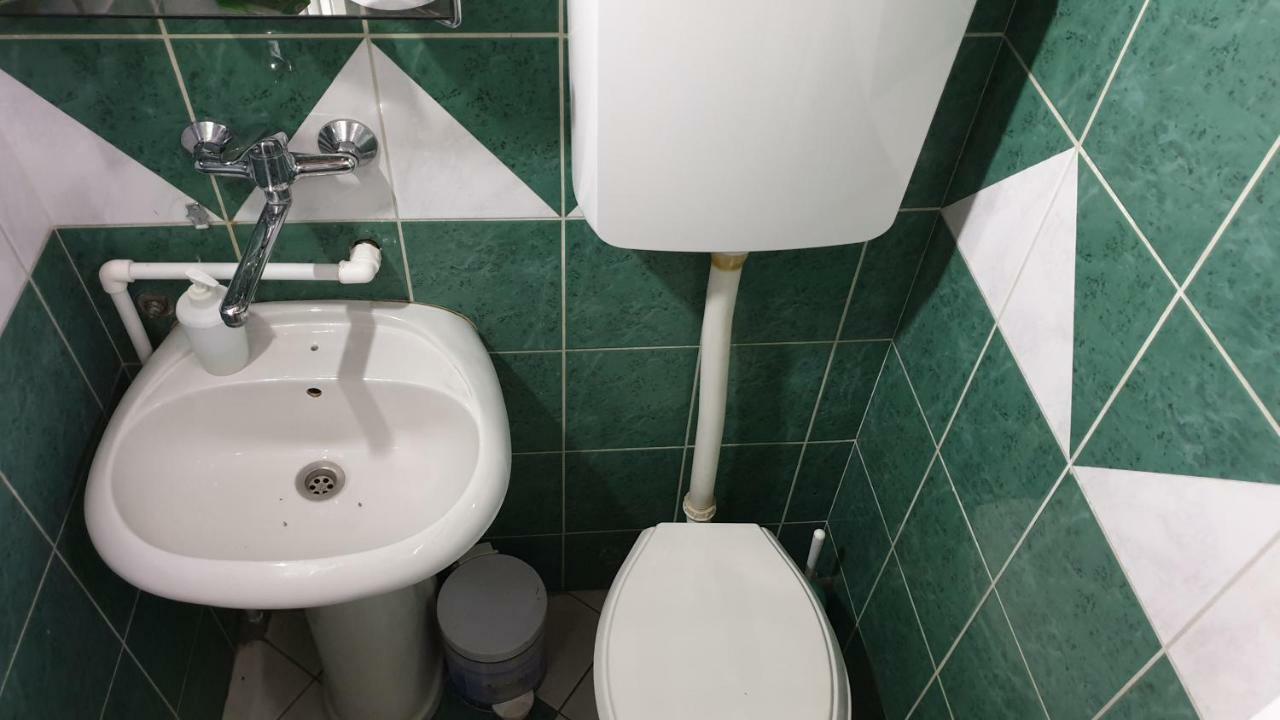 Lira Inn Ni エクステリア 写真