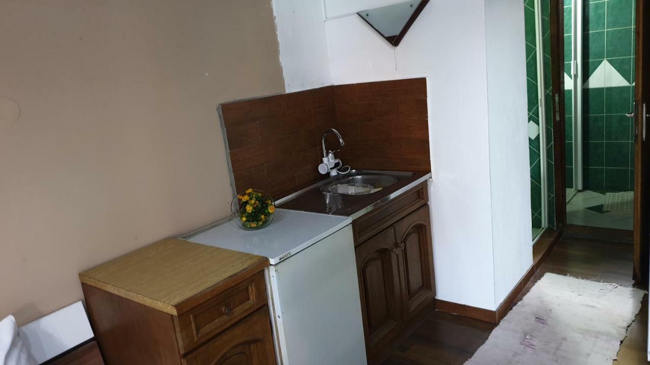 Lira Inn Ni エクステリア 写真